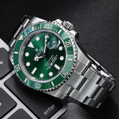 ROLEX SUBMARINER HULK