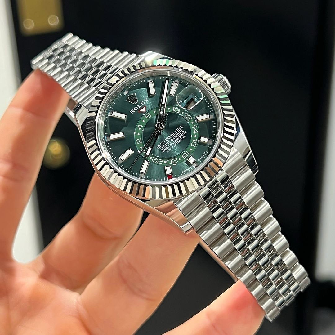 ROLEX OYSTER SKY-DWELLER