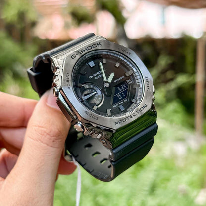 G-Shock GM2100B